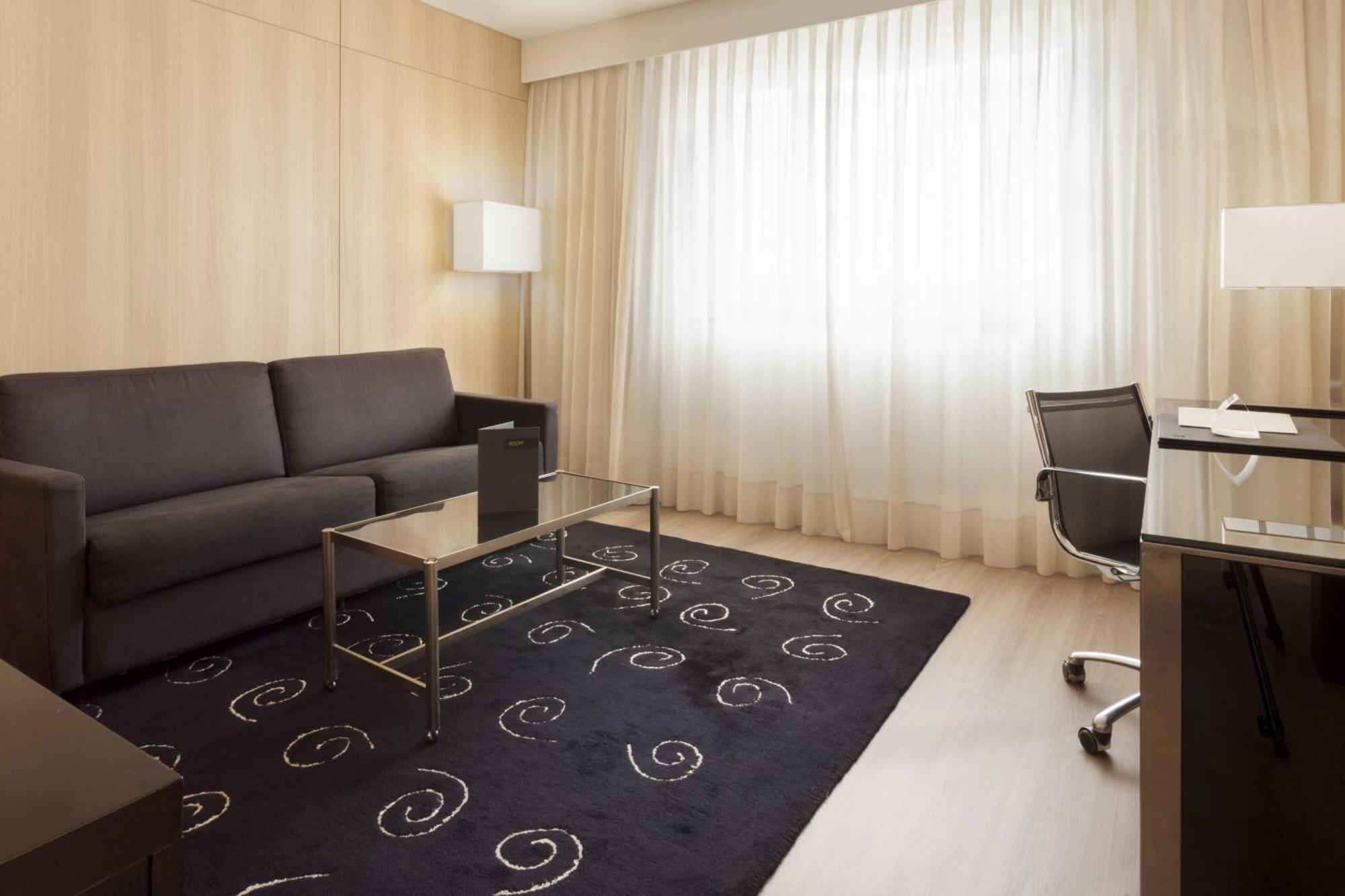 AC Hotel Córdoba by Marriott Zewnętrze zdjęcie